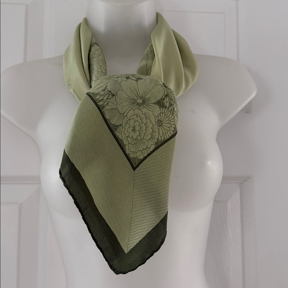 VTG Prochownick Authentic Square Silk Scarf Shawl Delicate Floral Design - Picture 12 of 16